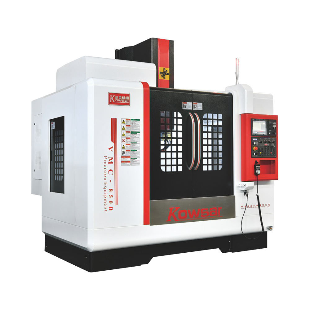 What is the operating principle of a horizontal machining center?